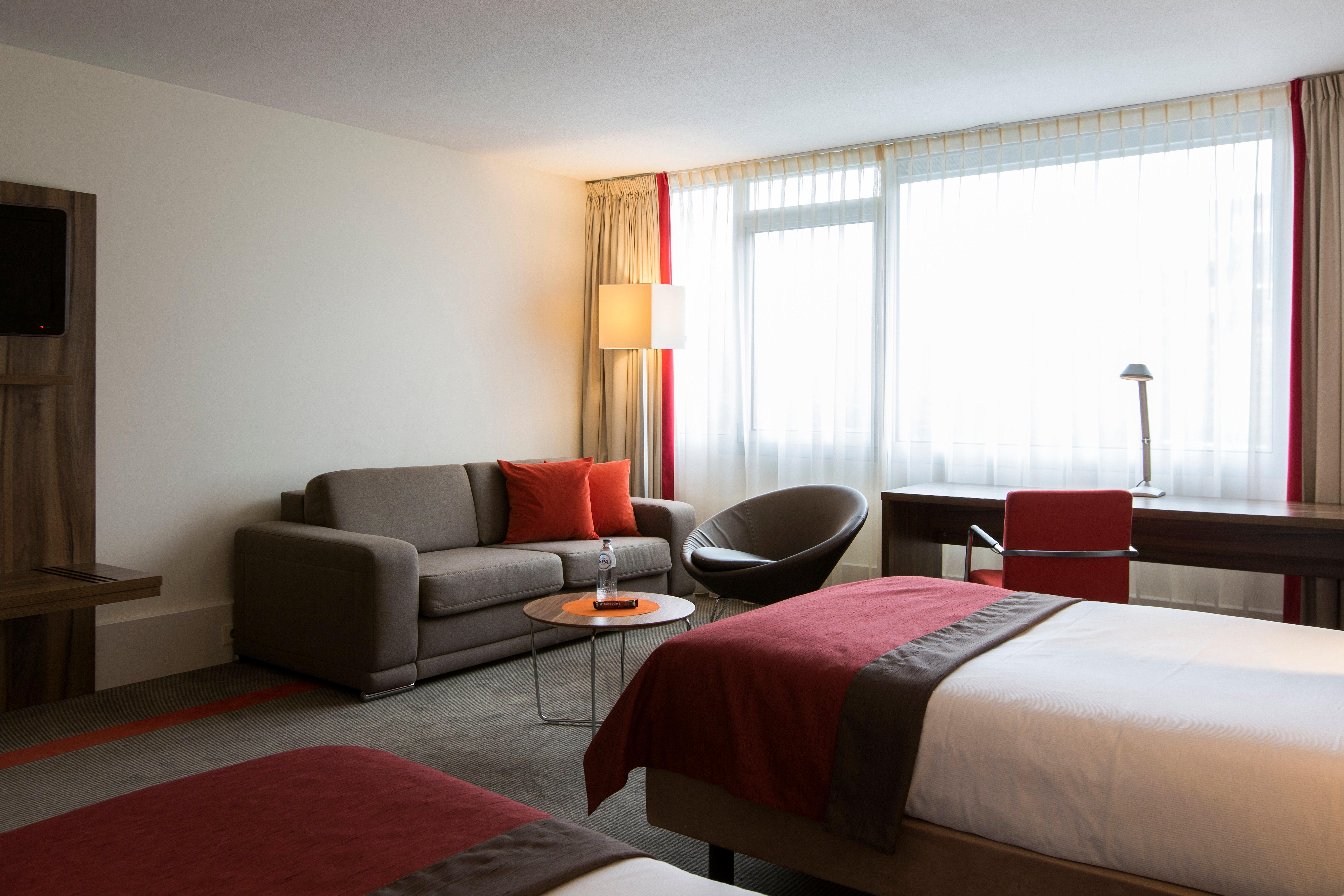Holiday Inn Eindhoven Centre, An Ihg Hotel Ngoại thất bức ảnh